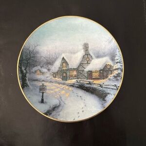 Thomas Kinkade “Old Porterfield Gift Shoppe” collectors Plate
